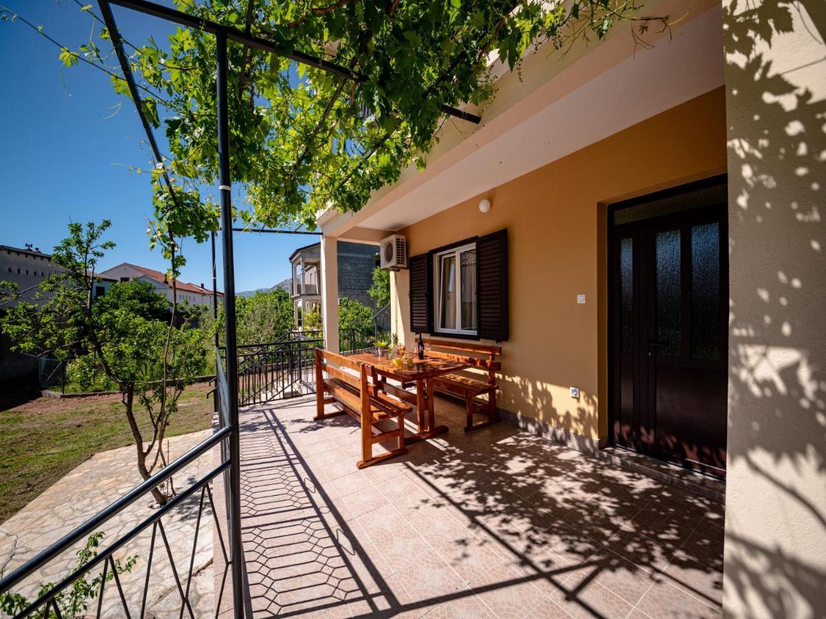 Apartments Zora Seline Εξωτερικό φωτογραφία