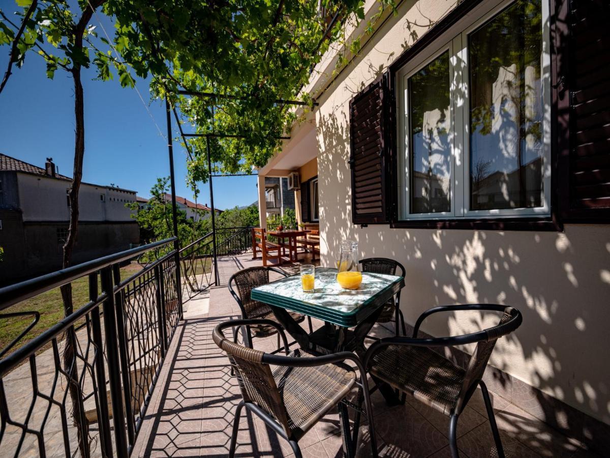 Apartments Zora Seline Εξωτερικό φωτογραφία