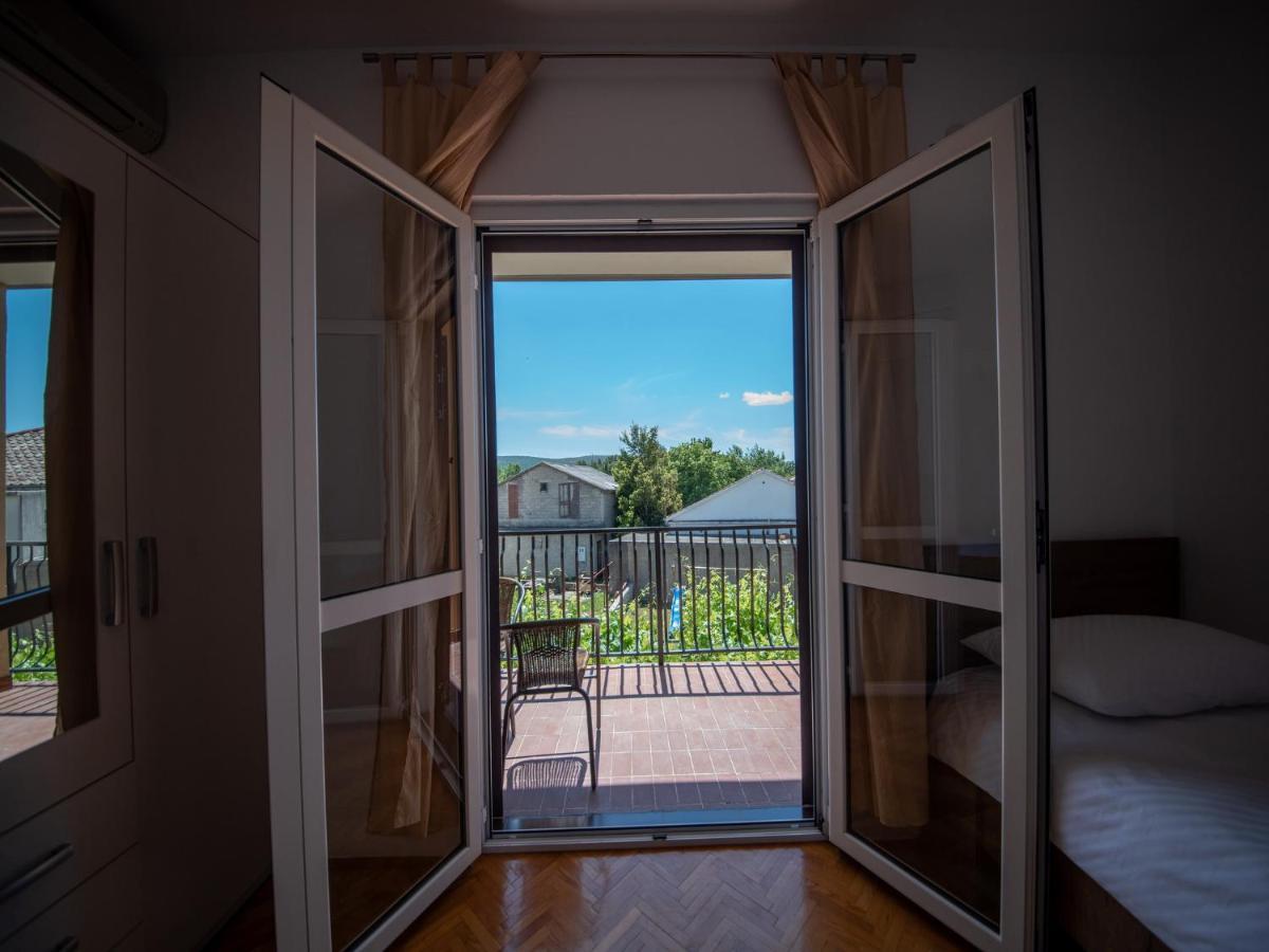 Apartments Zora Seline Εξωτερικό φωτογραφία